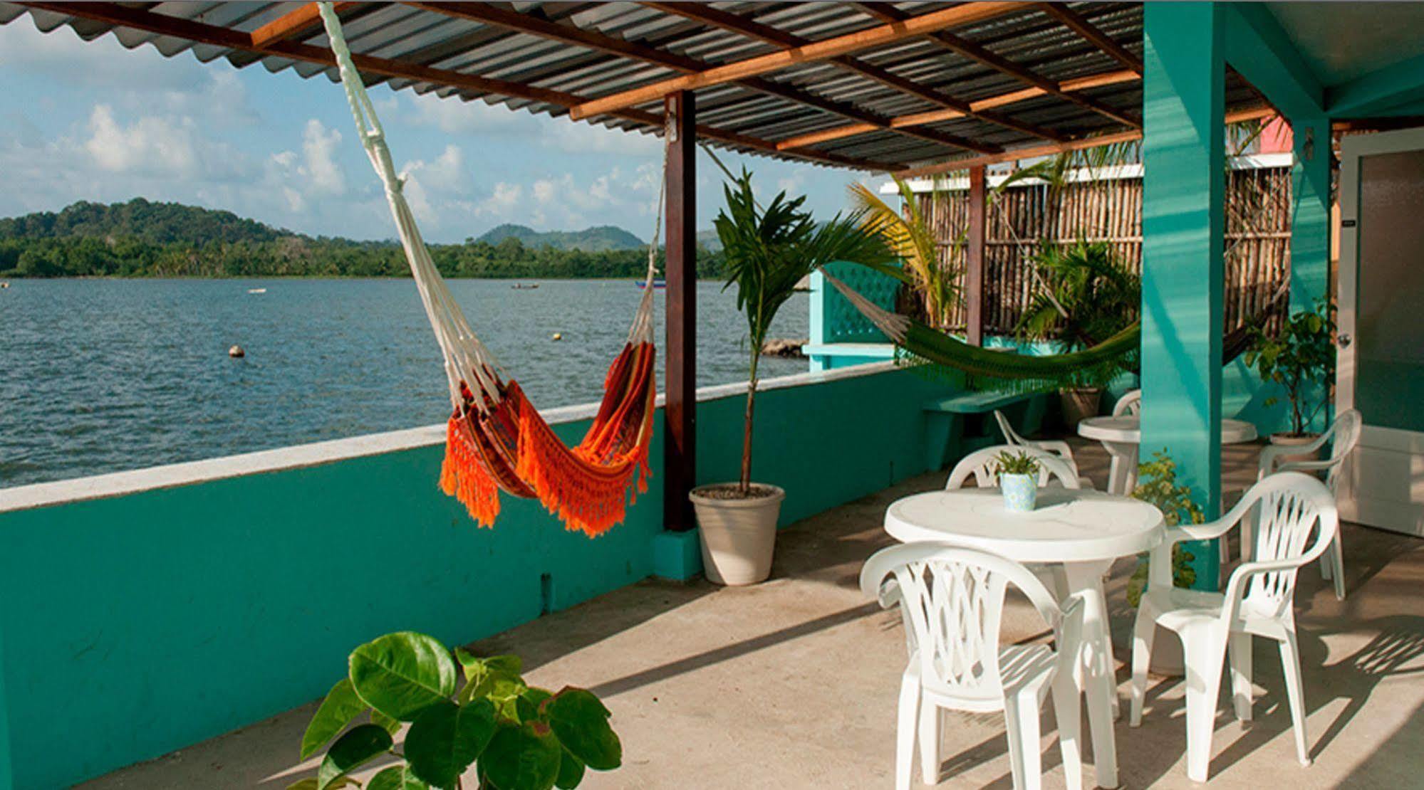 Casa del Rayo Verde, Hotelito Solidario Portobelo Exterior foto